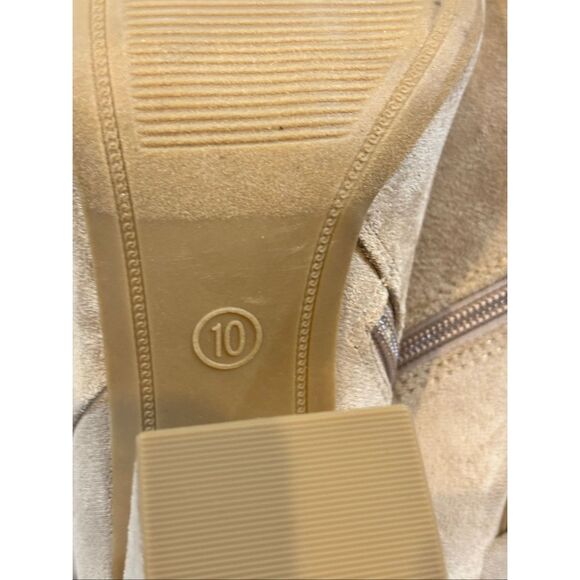 A New Day Cream Tan Ankle Boots Size 10 - Picture 11 of 11